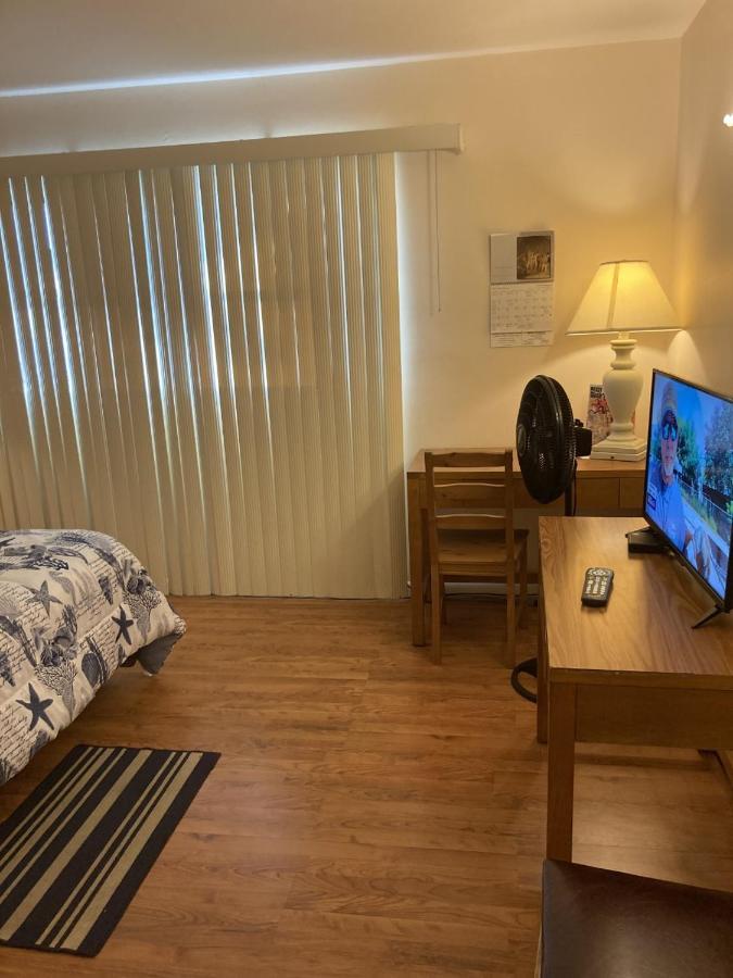 Skylit Motel Clearwater Eksteriør bilde